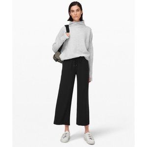 Lululemon on the Fly wide leg pant in black